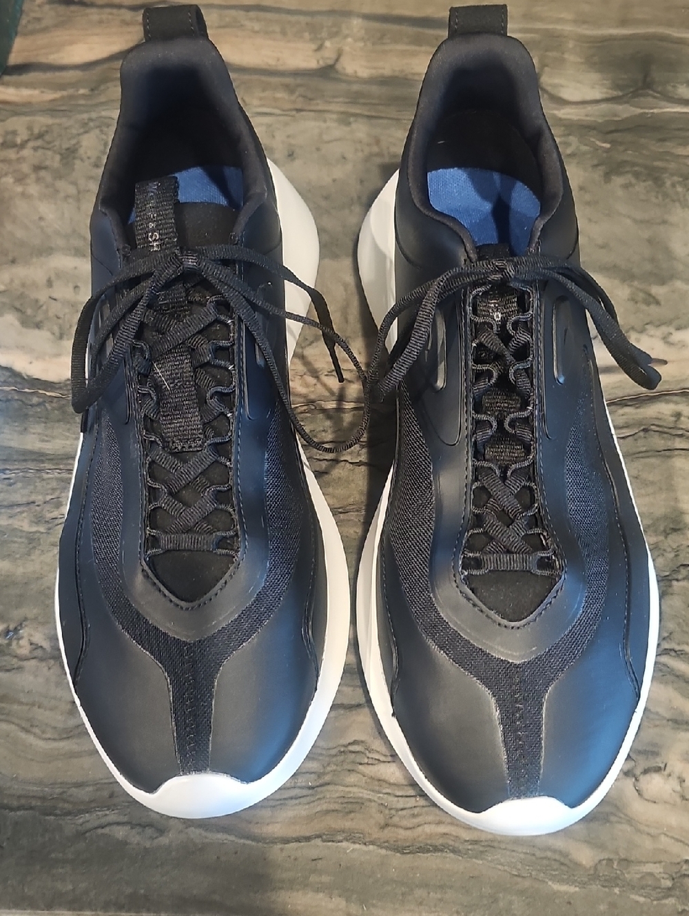 Wolf And Shepherd Toromax Sport